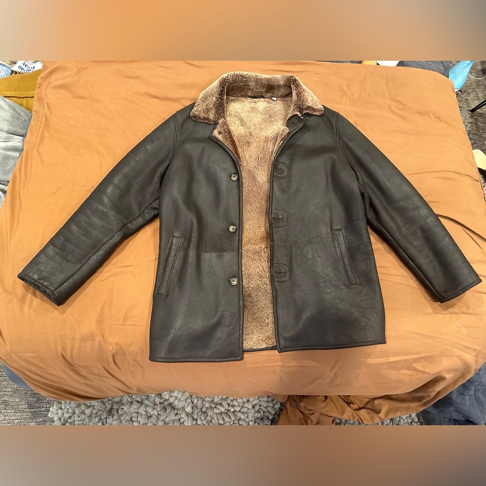 PETER MILLAR MENS L GENUINE LEATHER SHEEPSKIN -LINED COAT Gently used